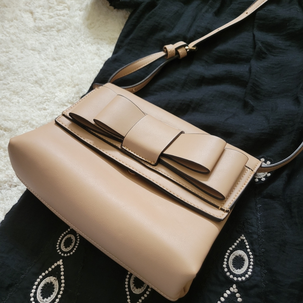 NWOT TAHARI purse Blush pink with Or Without strap